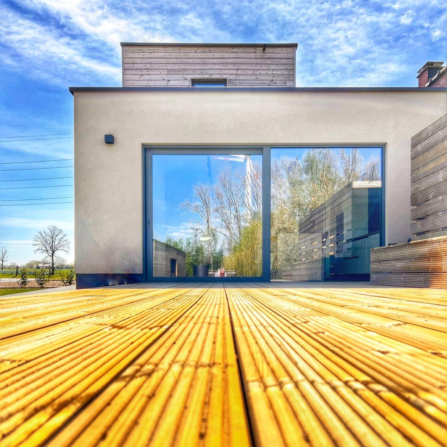 Inova Guesthouse Hasselt Bagian luar foto